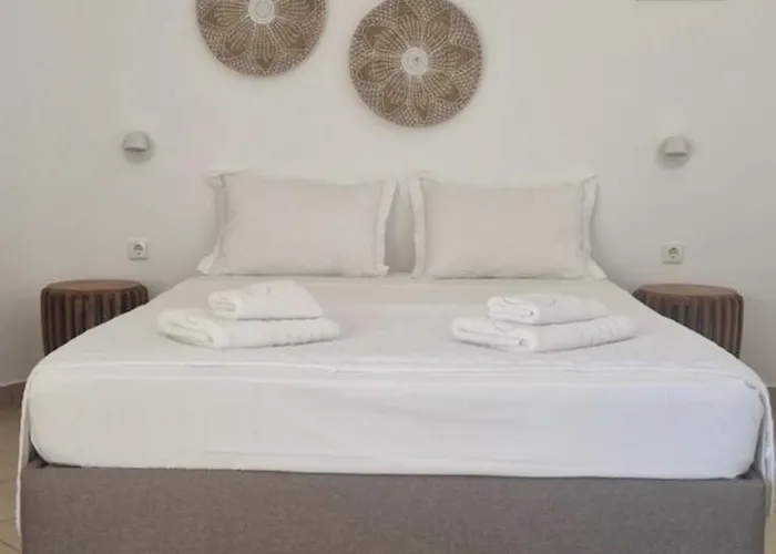 Casa de Férias La Chapelle Est & Guest Agios Romanos