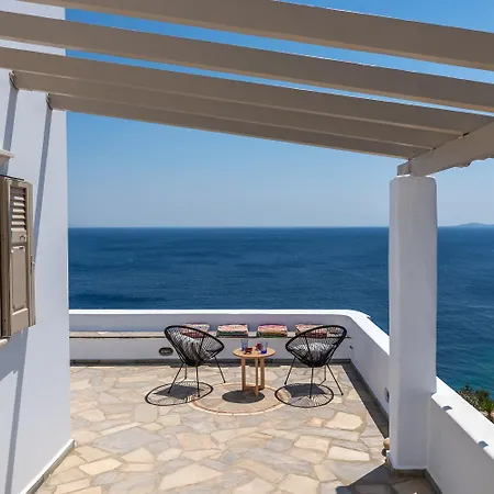 La Chapelle Ouest & Guest * Agios Romanos